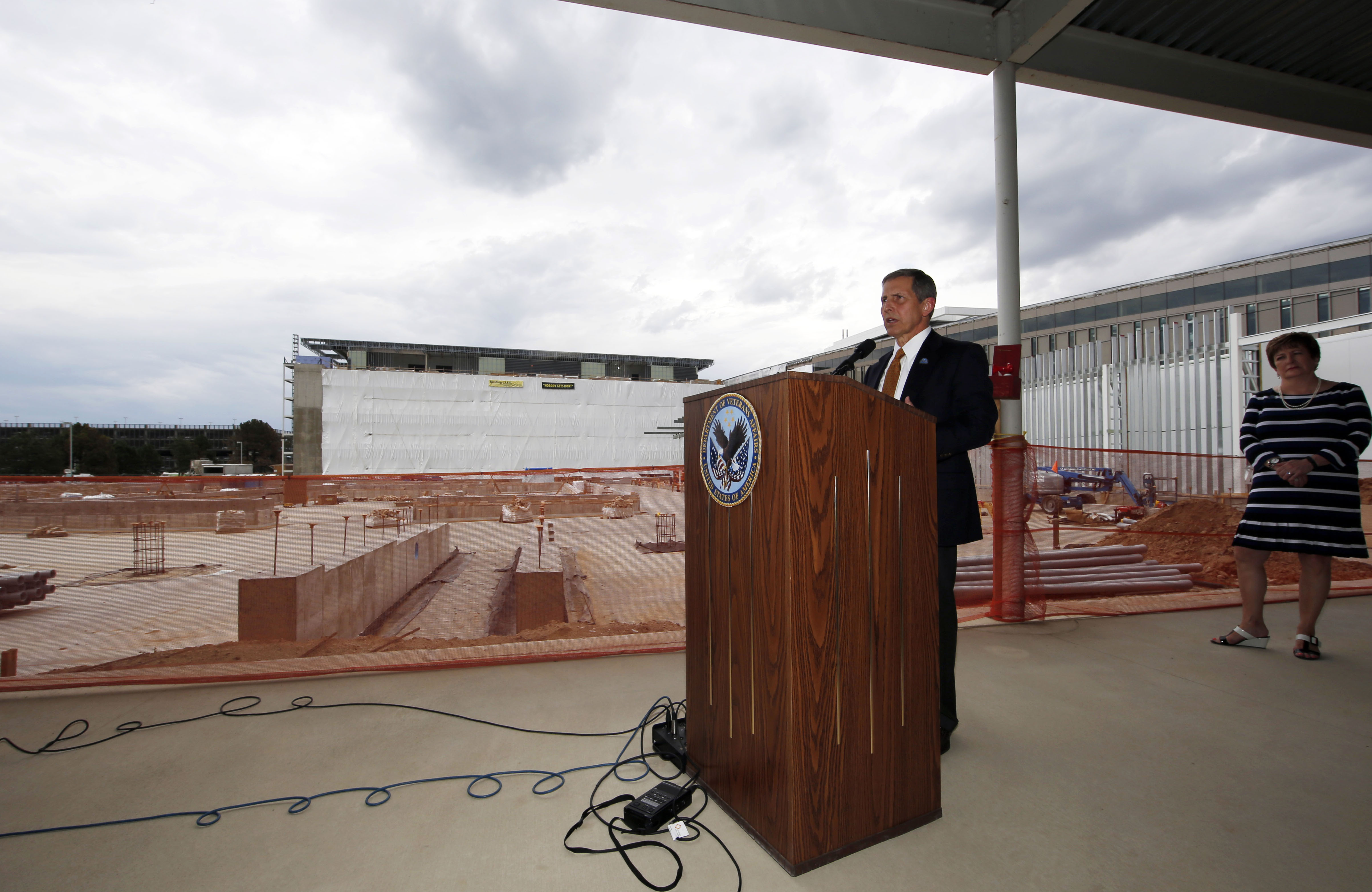 Photo: VA Deputy Secretary Sloan Gibson in Aurora, July 2015 (AP Photo)