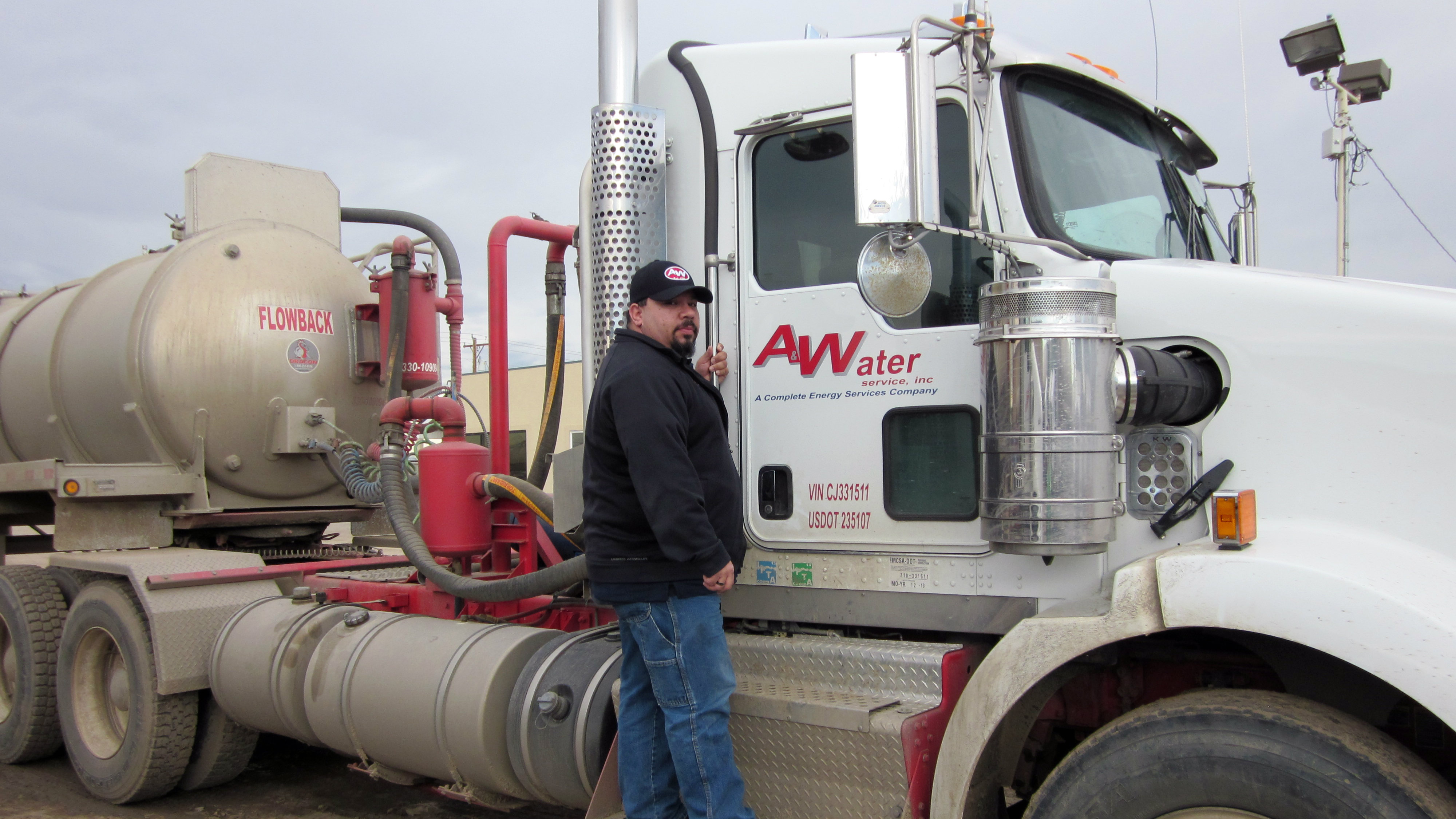 drilling-for-oil-and-gas-drives-colo-trucking-boom-colorado-public-radio