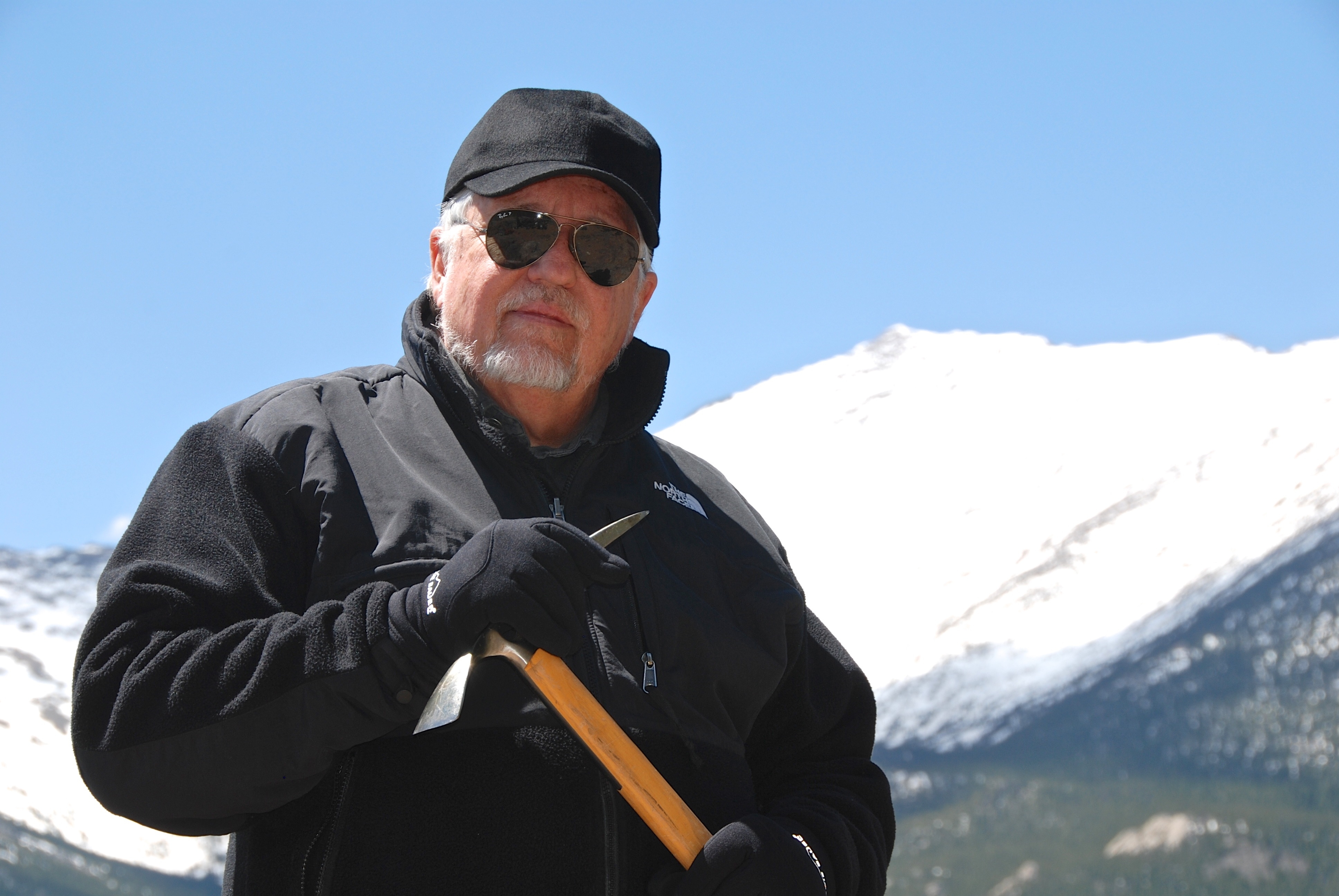 дэн симмонс