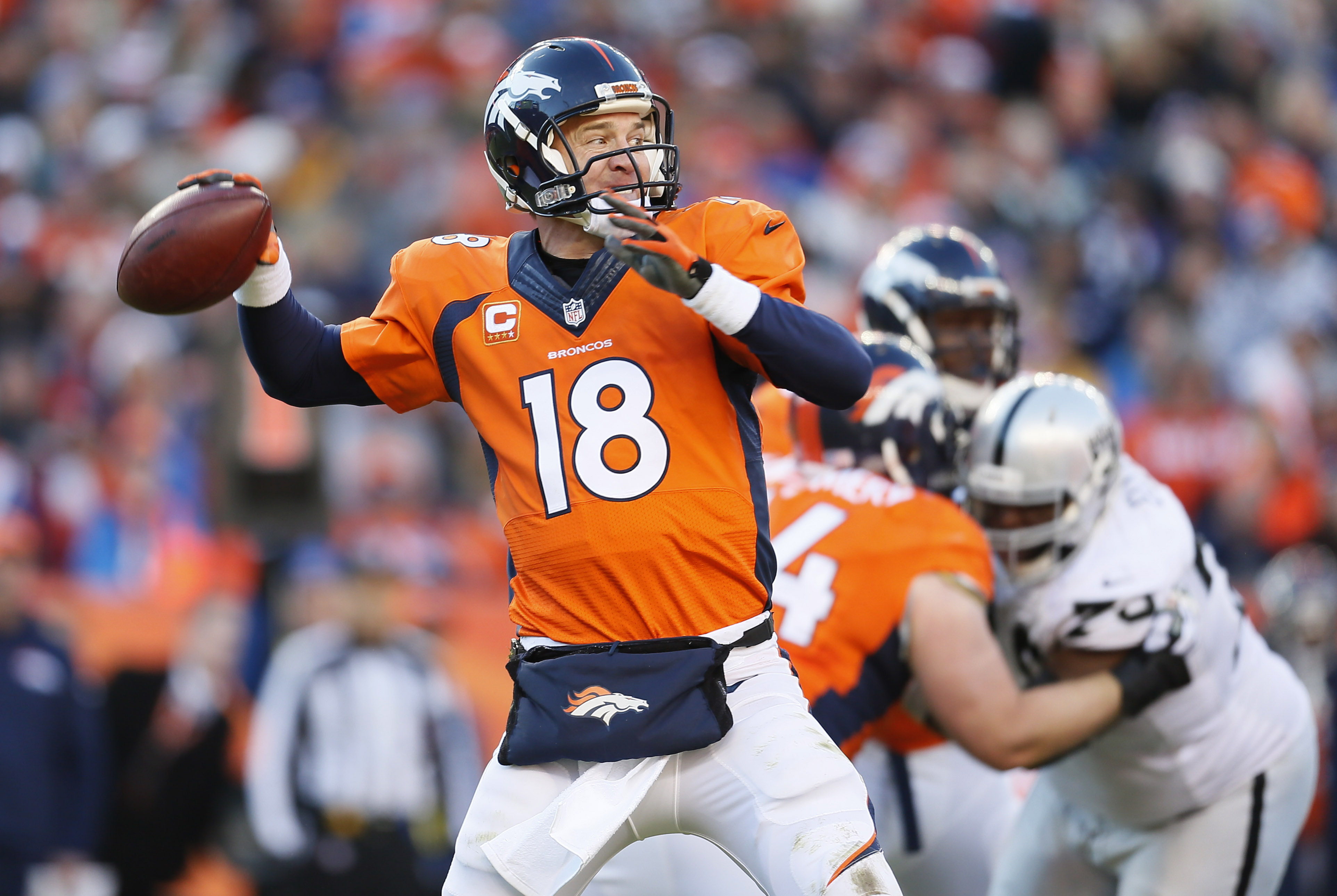 Photo: Quarterback Peyton Manning (AP Photo)