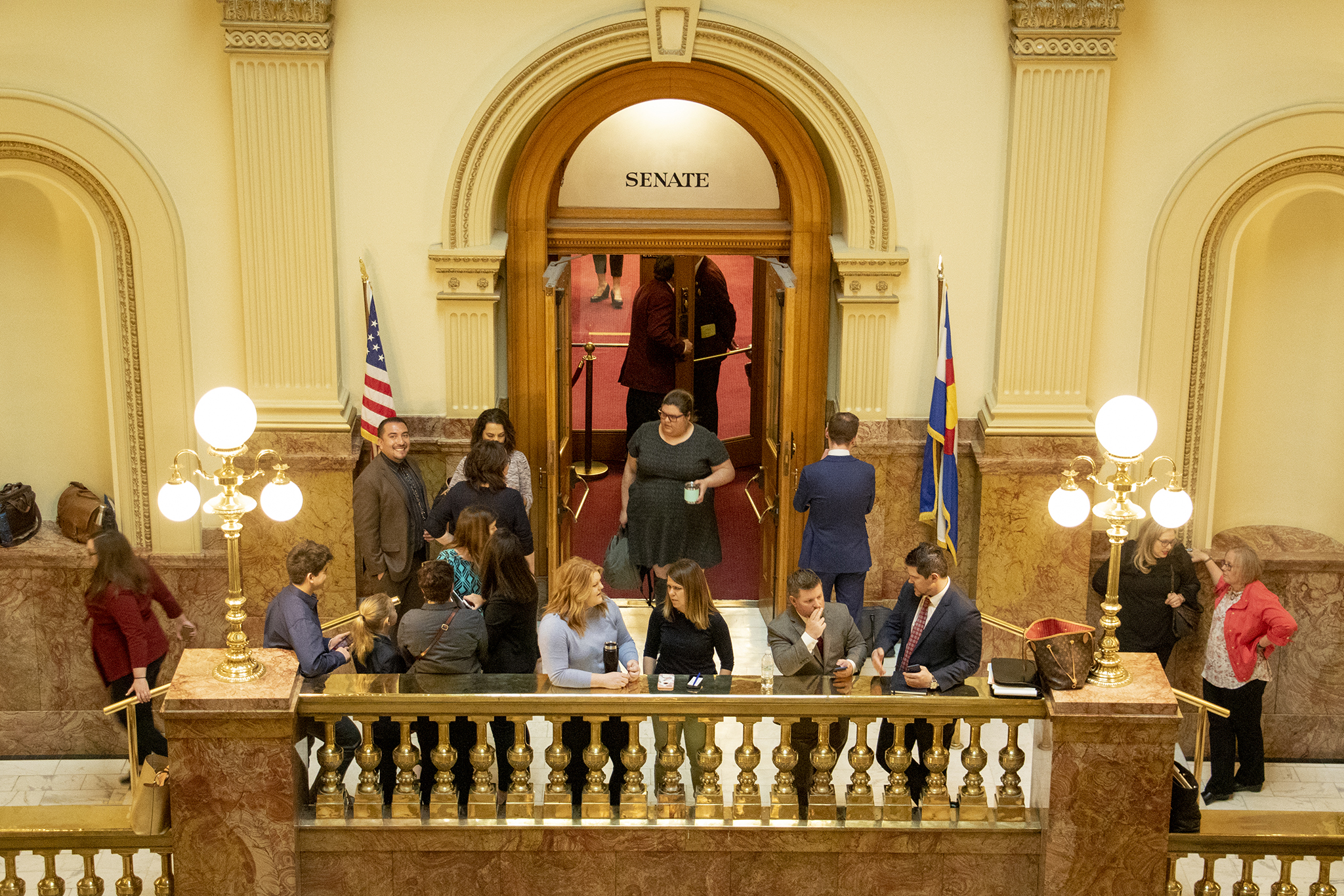 Photo: COLEG 2019 | Senate Chamber Door Crowd - KBeaty