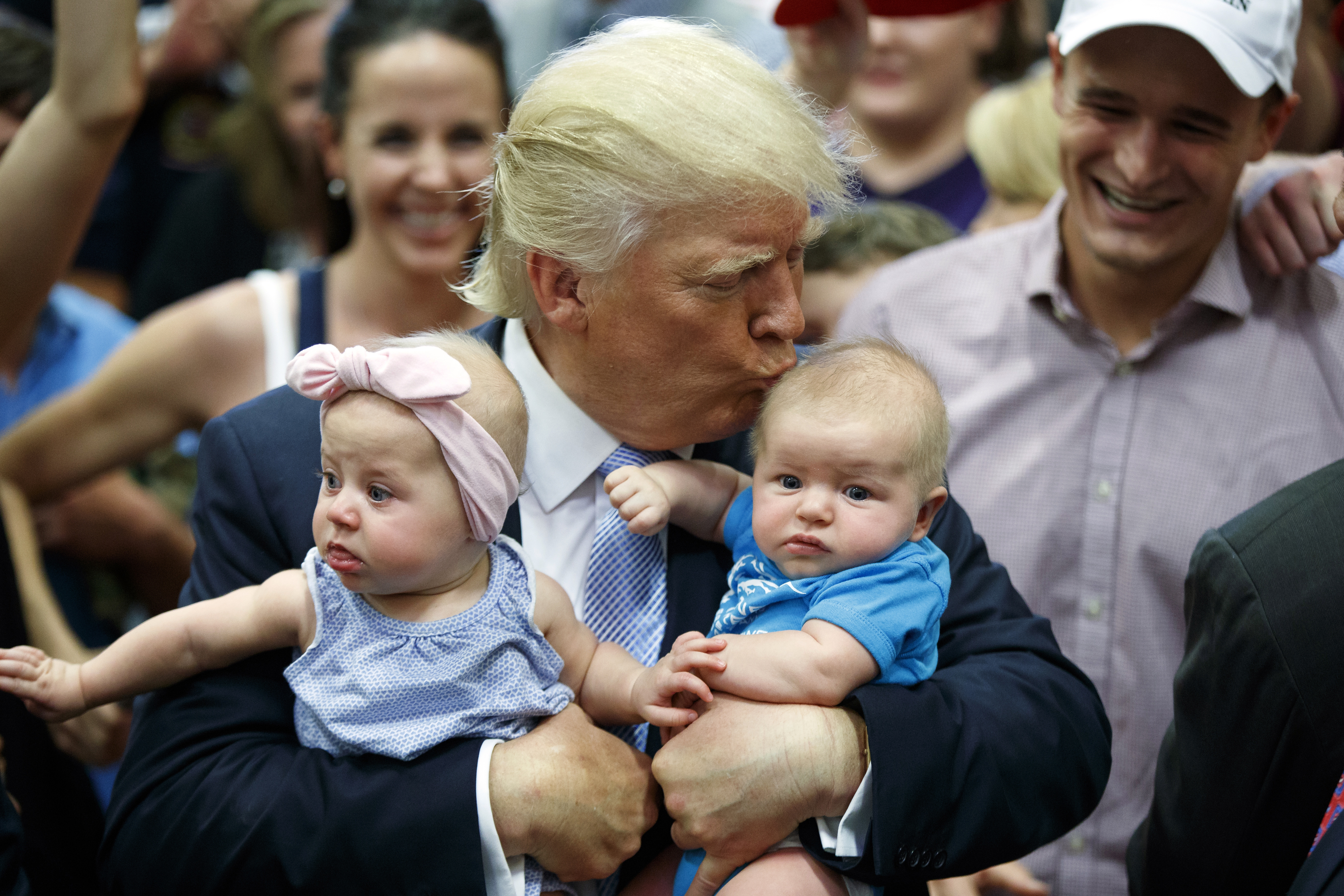 Photo: Donald Trump Kisses Babies In Colorado Springs