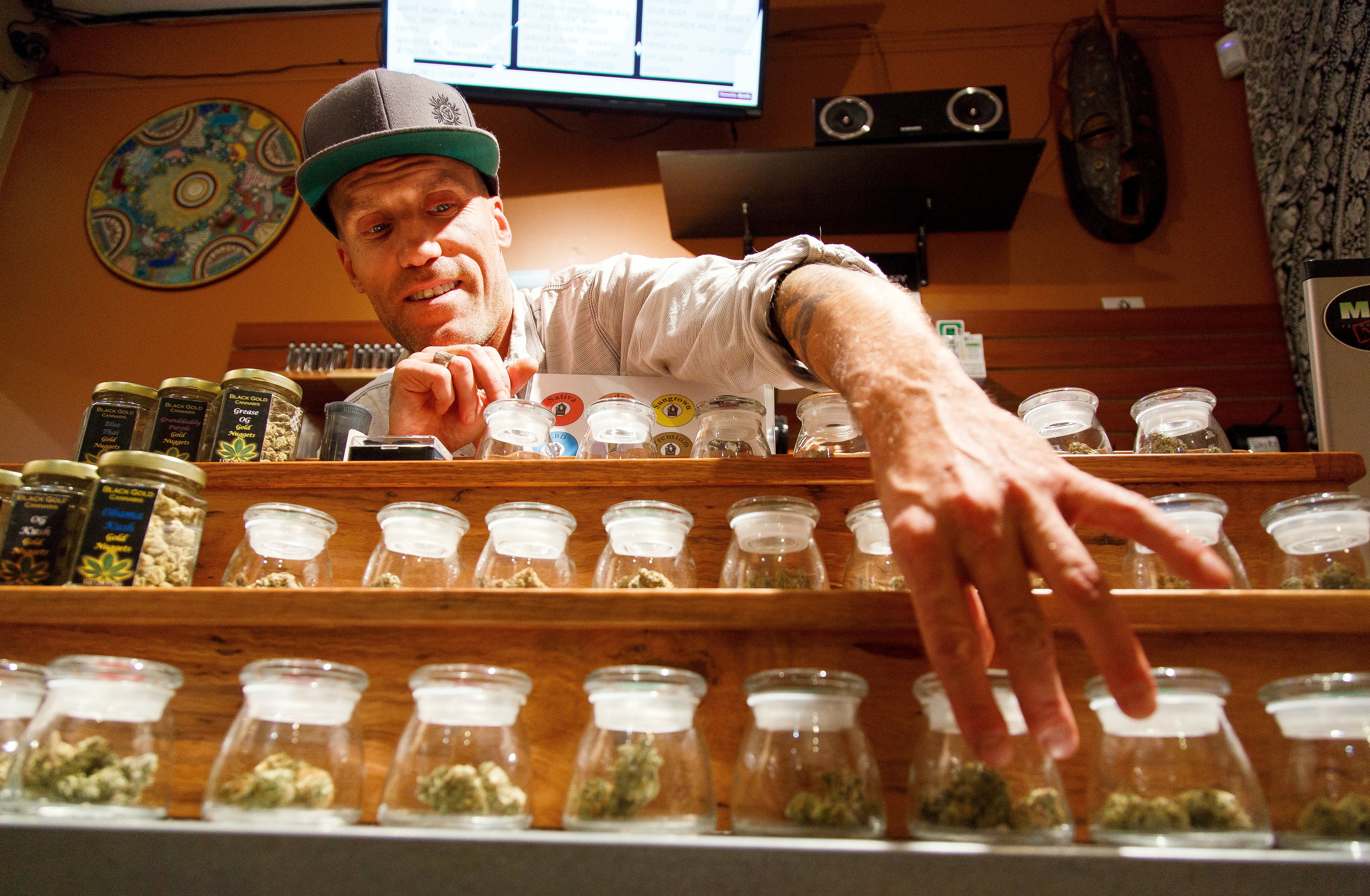 Photo: Oregon Marijuana Store (AP file)