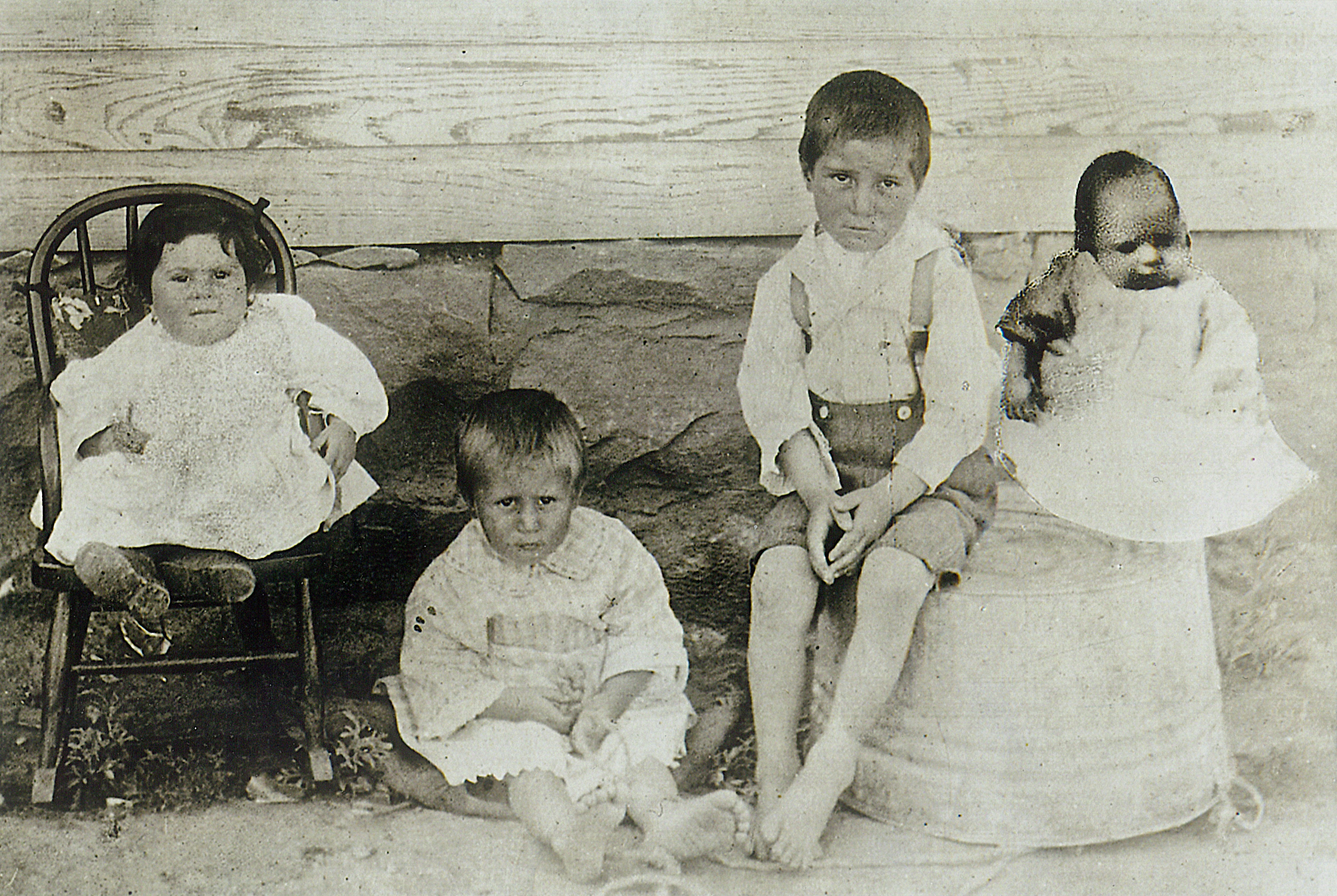 Photo: Ludlow Petrucci Children