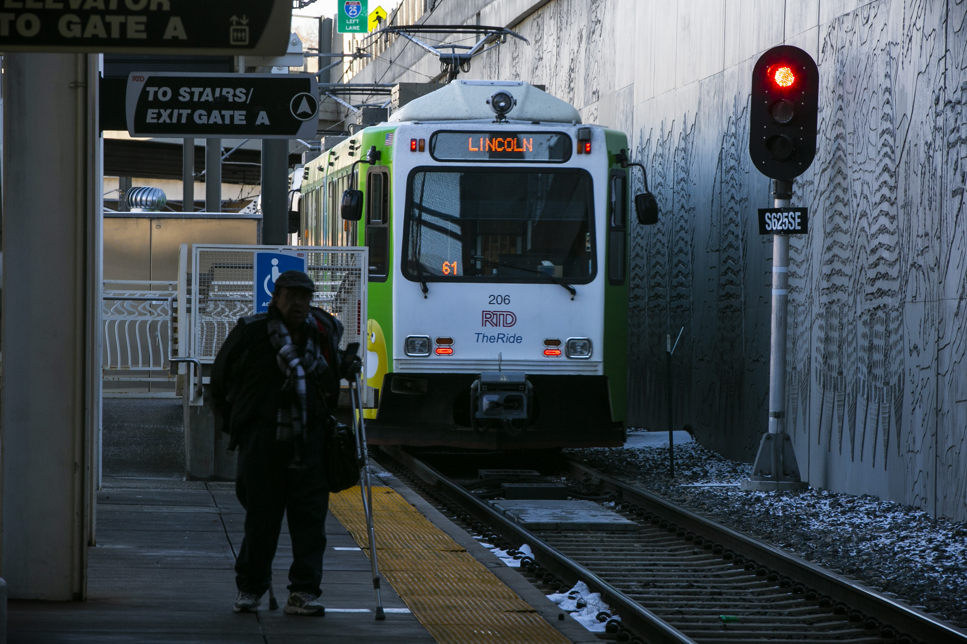 Photo: RTD Light Rail Train 2 | H Line At Louisiana Pearl