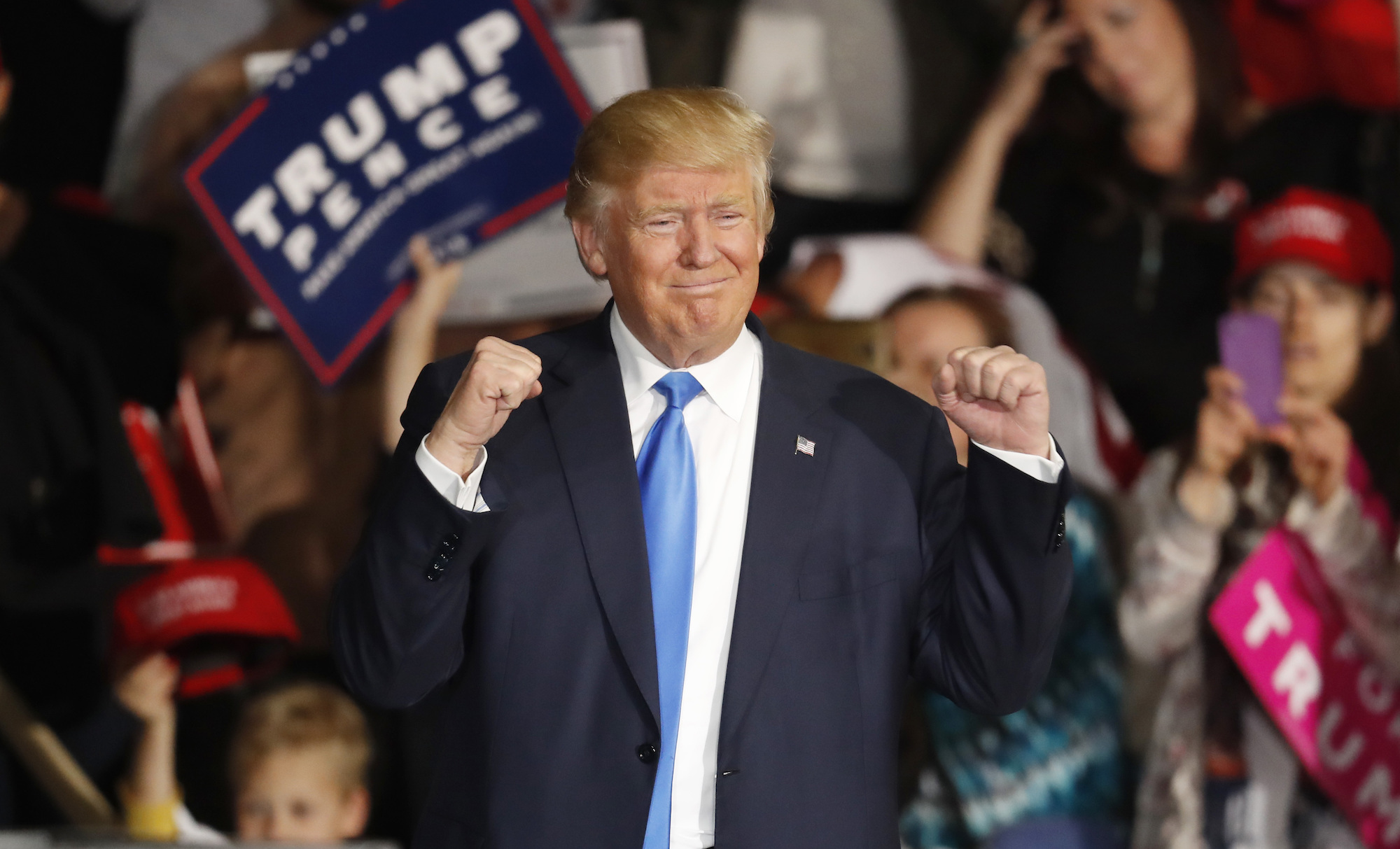 Photo: Donald Trump Denver 11-6-2016 (AP)