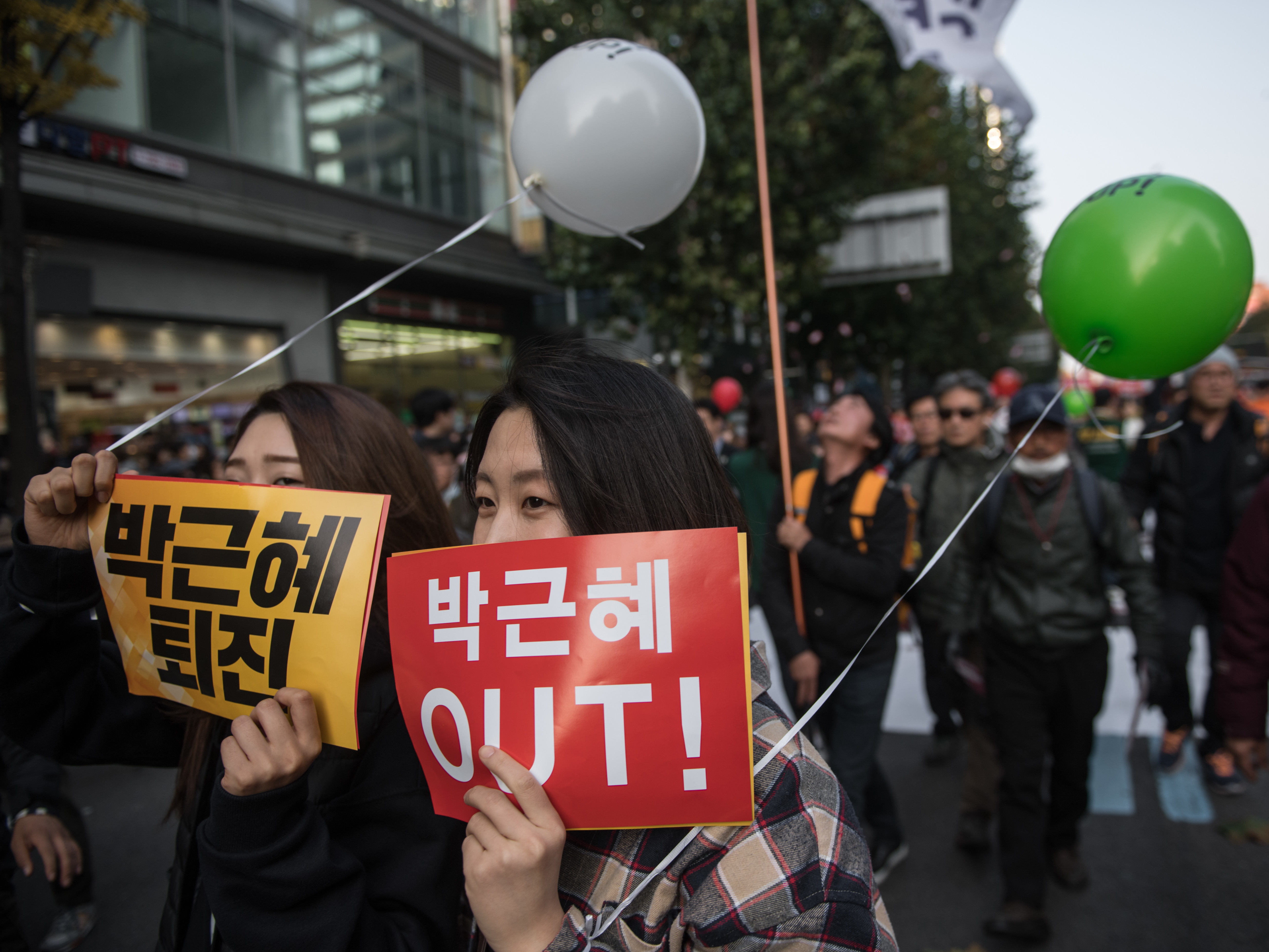 At Least 500,000 Protest In Seoul Demanding Korean President’s