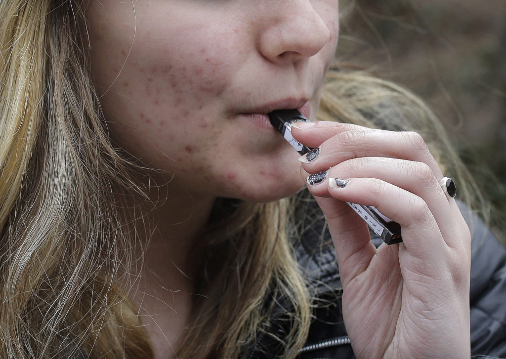 dizziness while smoking cigarettes Smoking May Double Risk of Unexplained Stroke in Younger Adults dizziness while smoking cigarettes Smoking May Double Risk of Unexplained Stroke in Younger Adults