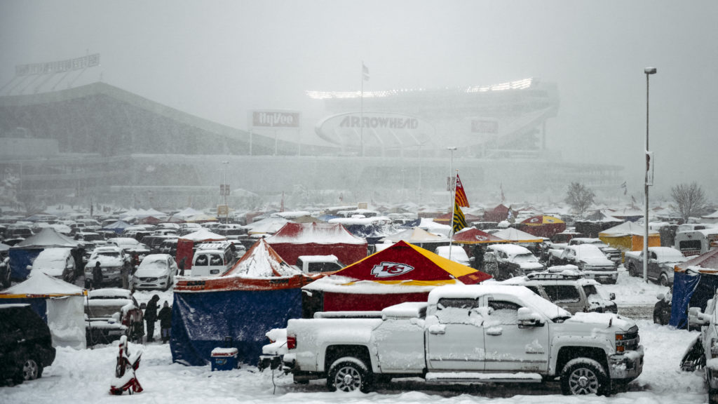 Deadly Winter Storm Reaches Mid-Atlantic After Hitting The Midwest
