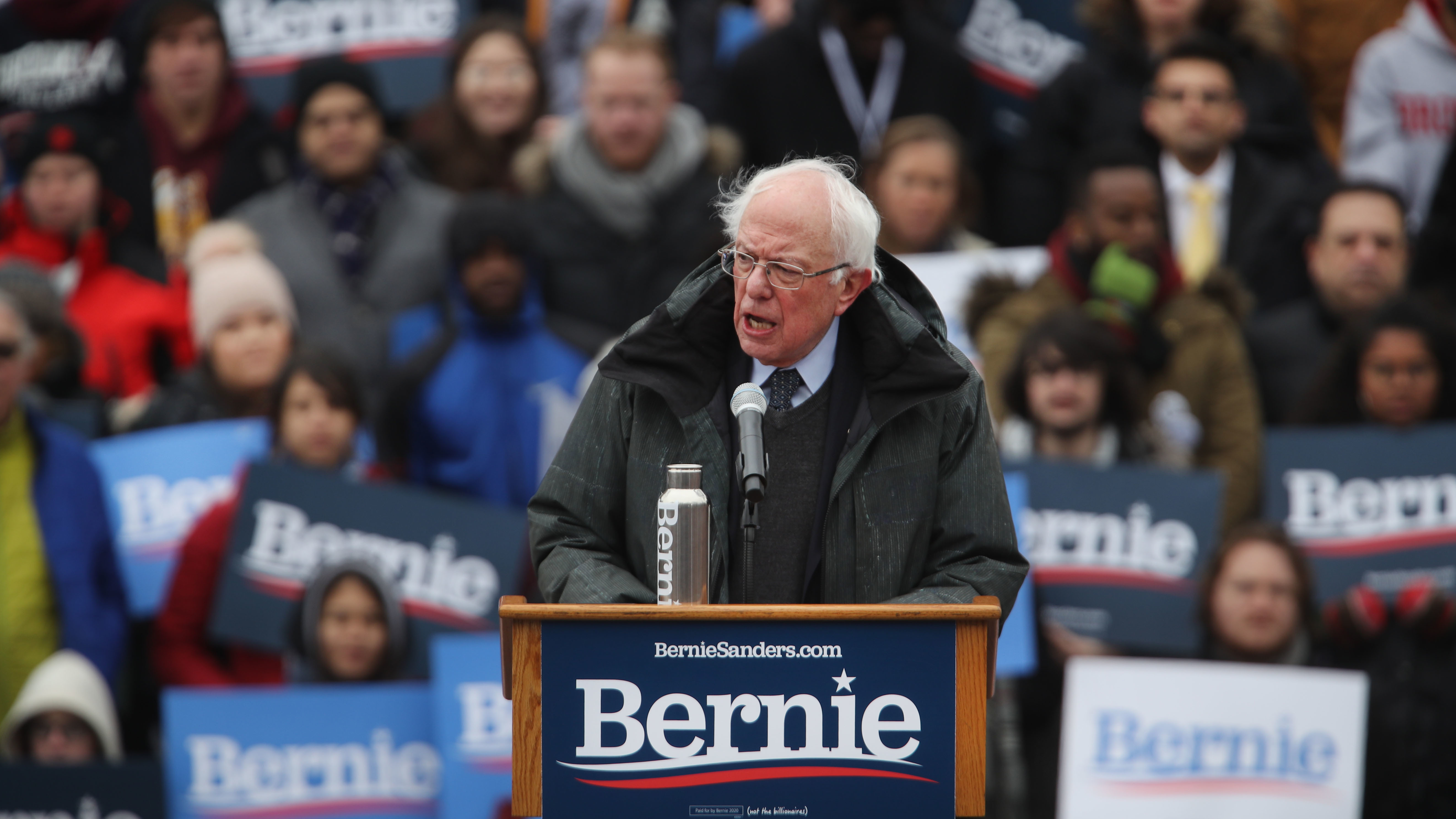 Bernie Sanders Signs Democratic Party Loyalty Pledge For 2020 Run