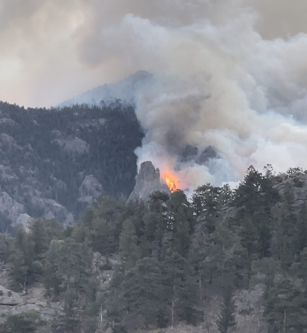 Kruger Rock fire ignites near Estes Park, forcing evacuations