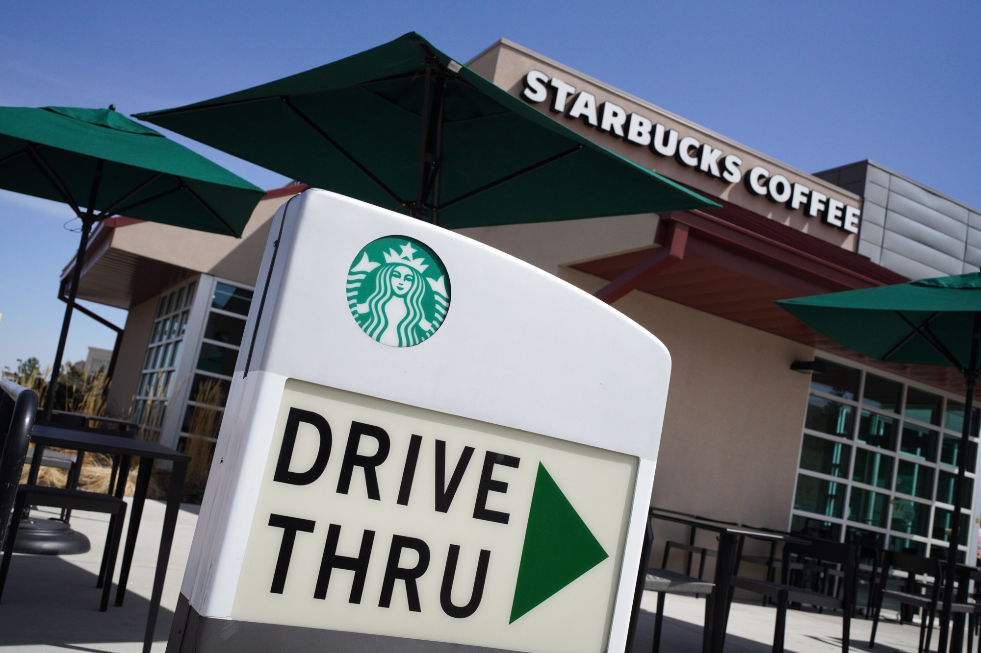 Starbucks workers in Colorado, other states sue over company's new dress  code
