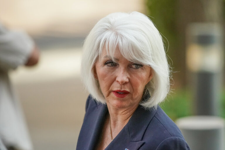 【非売品】TINA / COLORADO Mesa County Grand Jury Indicts Clerk Tina Peters In Election