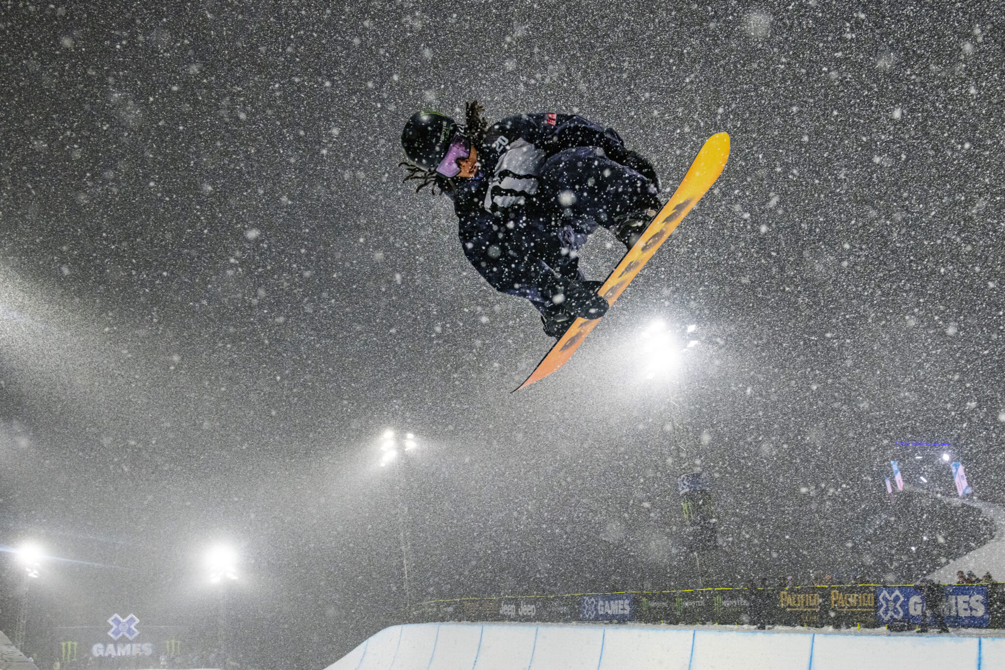 X GAMES スノーボード 144cm 新品未使用 AI experiment in halfpipe judging at X Games will give