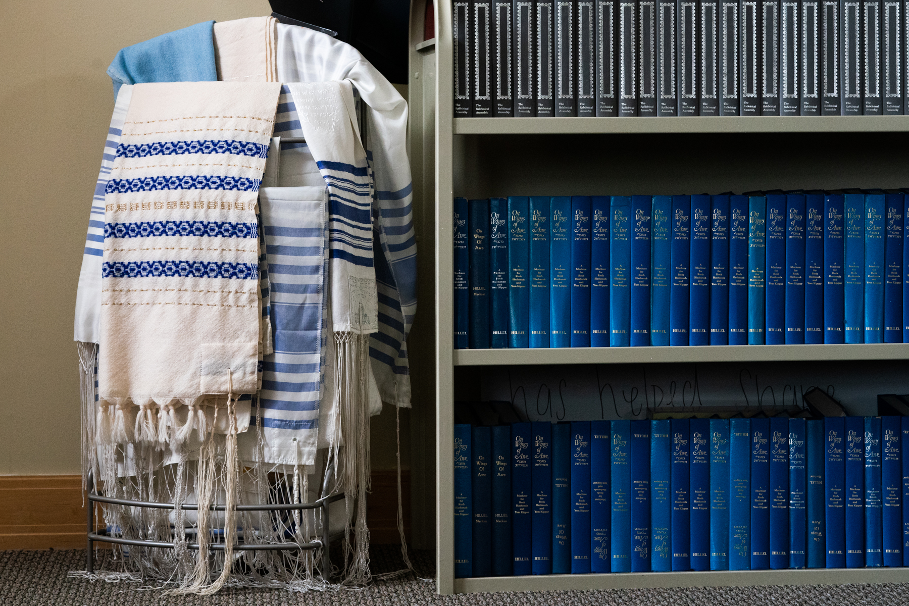 'It's gotten commonplace': DU students and staff reckon with anti-Jewish attacks on campus as antisemitism surges - Vimarsana News