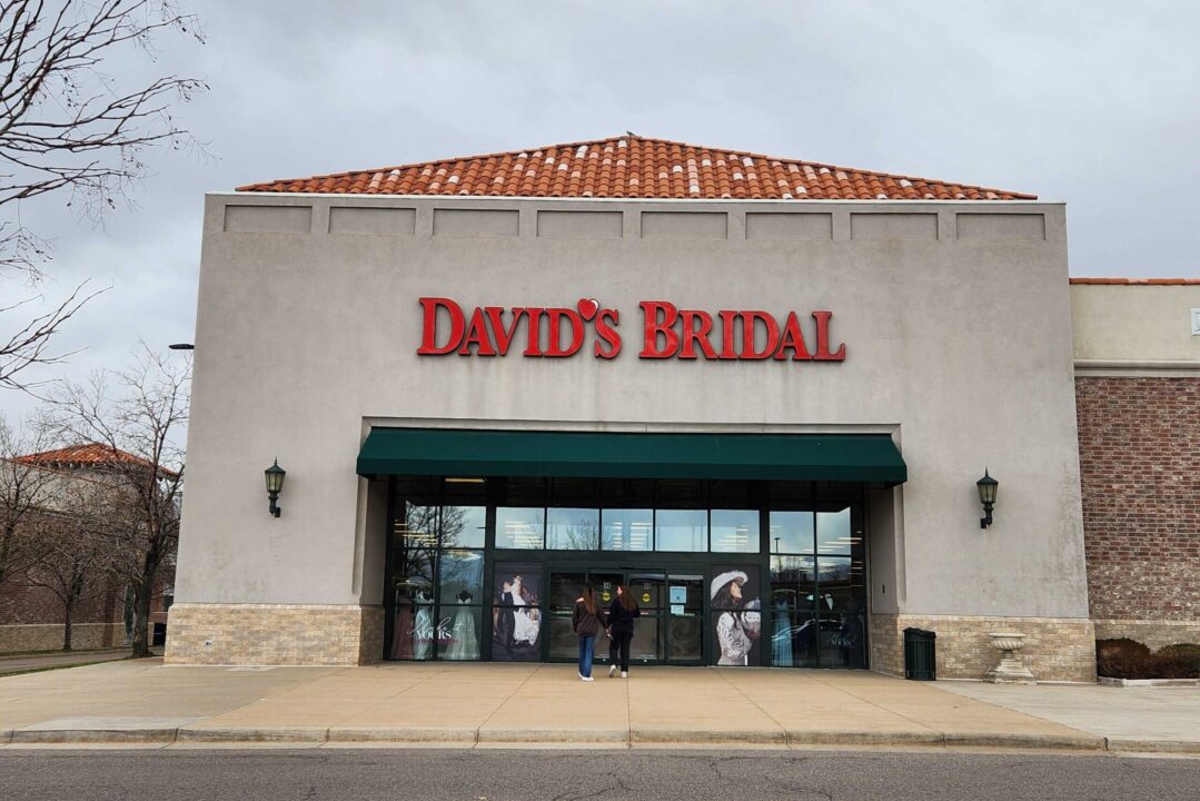 David's Bridal bankruptcy puts company's 6 Colorado stores at risk of closure - Vimarsana News