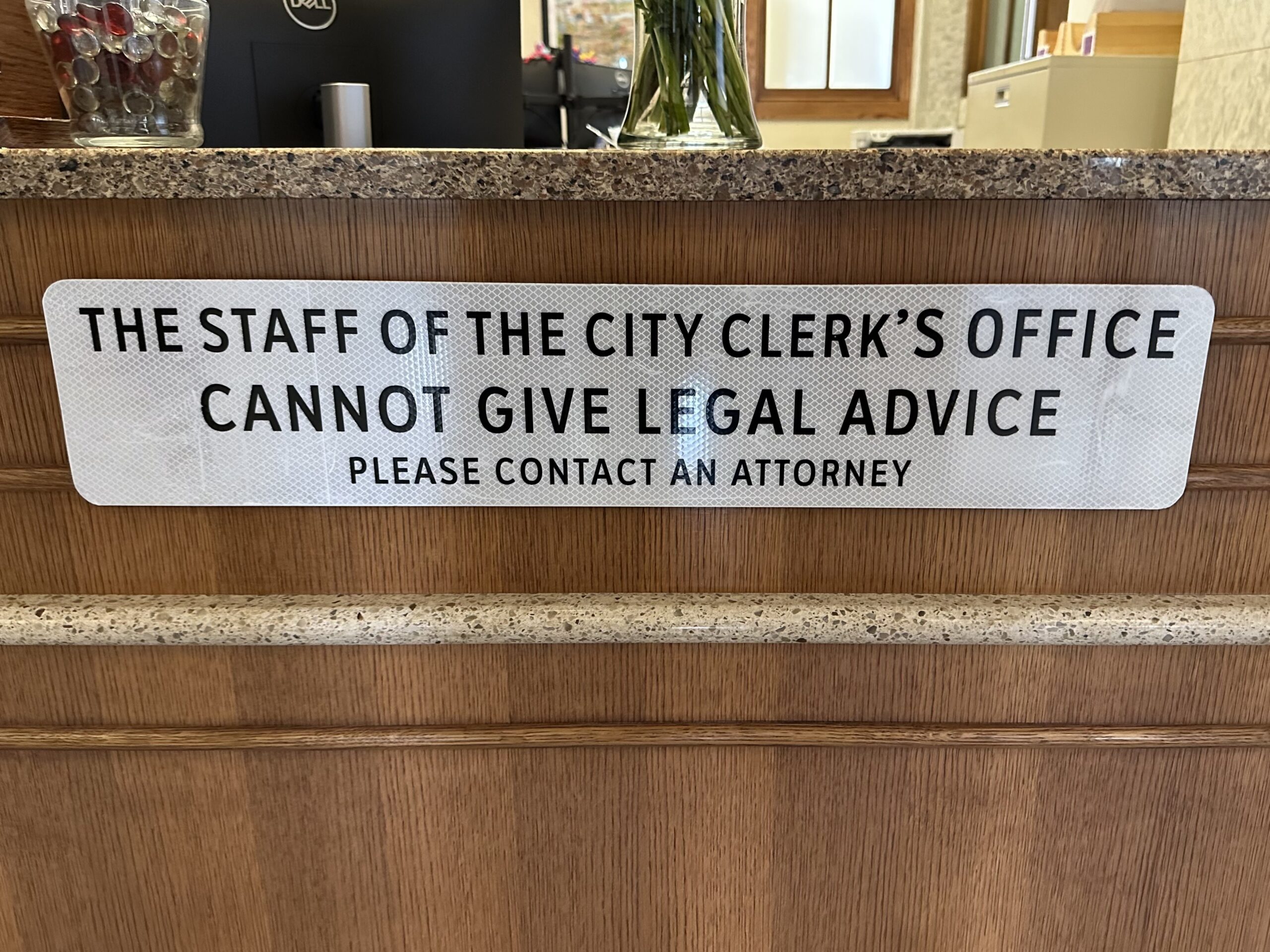 There's a big fight in Pueblo over who should lead, a city manager or a mayor - Vimarsana News