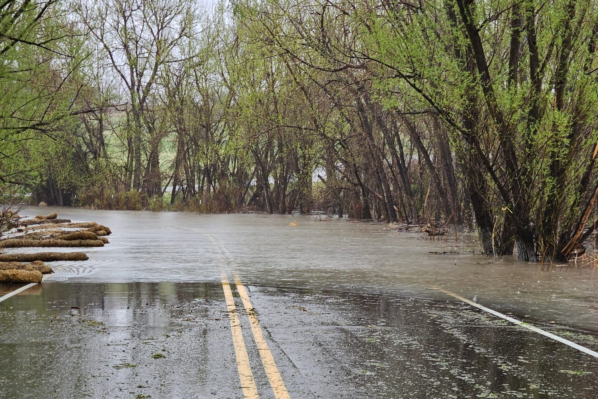Colorado Weather Flood Warnings Active Through Afternoon As Rain Rolls Colorado Weather Flood Warnings Active Through Afternoon As Rain Rolls