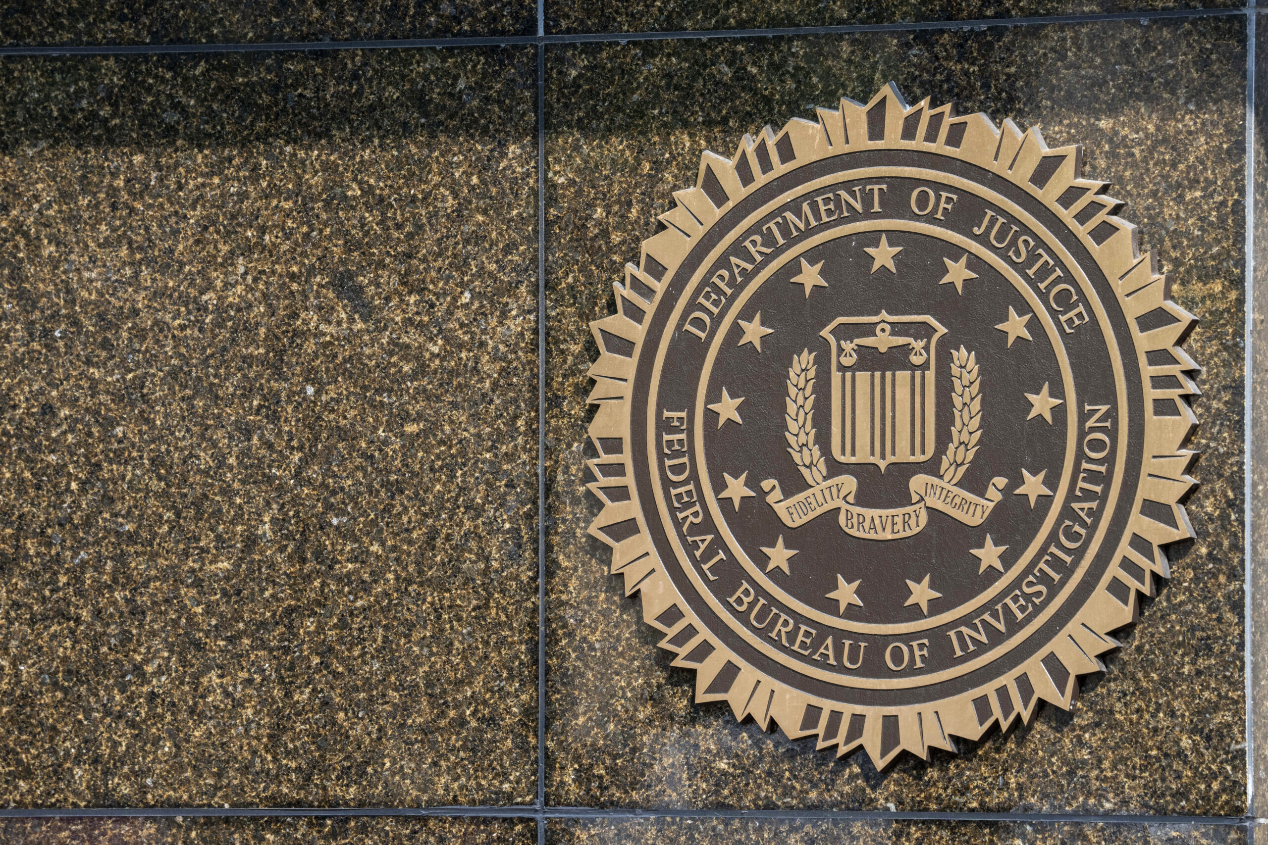 18-year-old Castle Rock man arrested at Denver airport, charged for allegedly trying to join ISIS - Vimarsana News