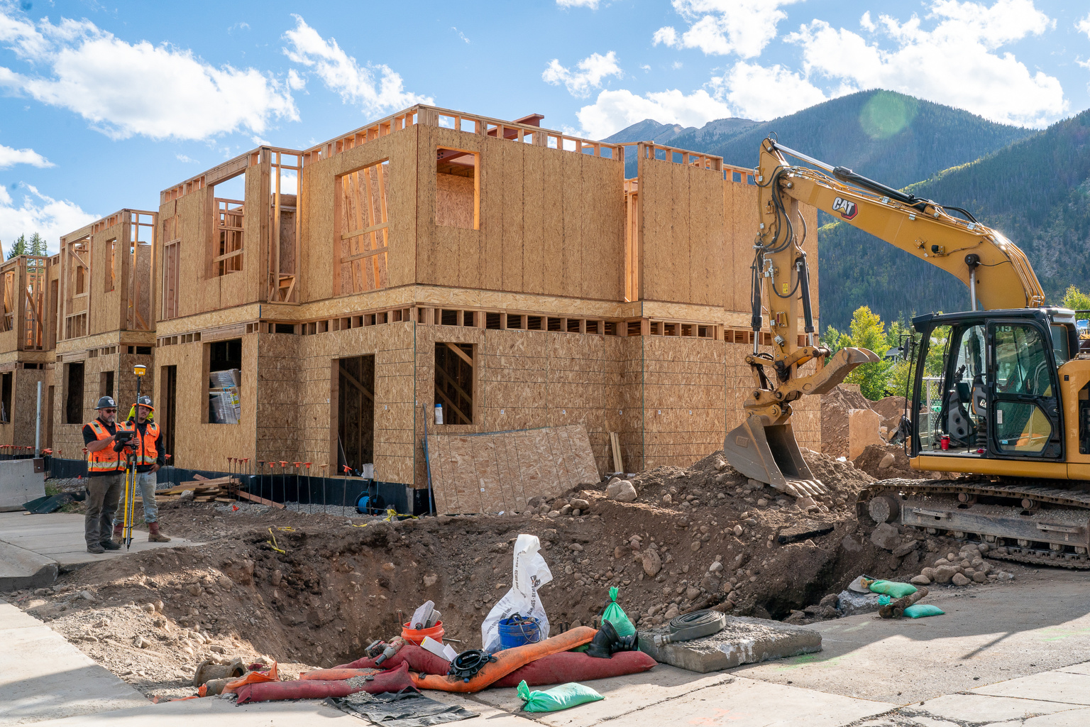 Rising frustration with housing costs, and rising interest rates, will fuel another attempt at reform, says Gov. Polis - Vimarsana News