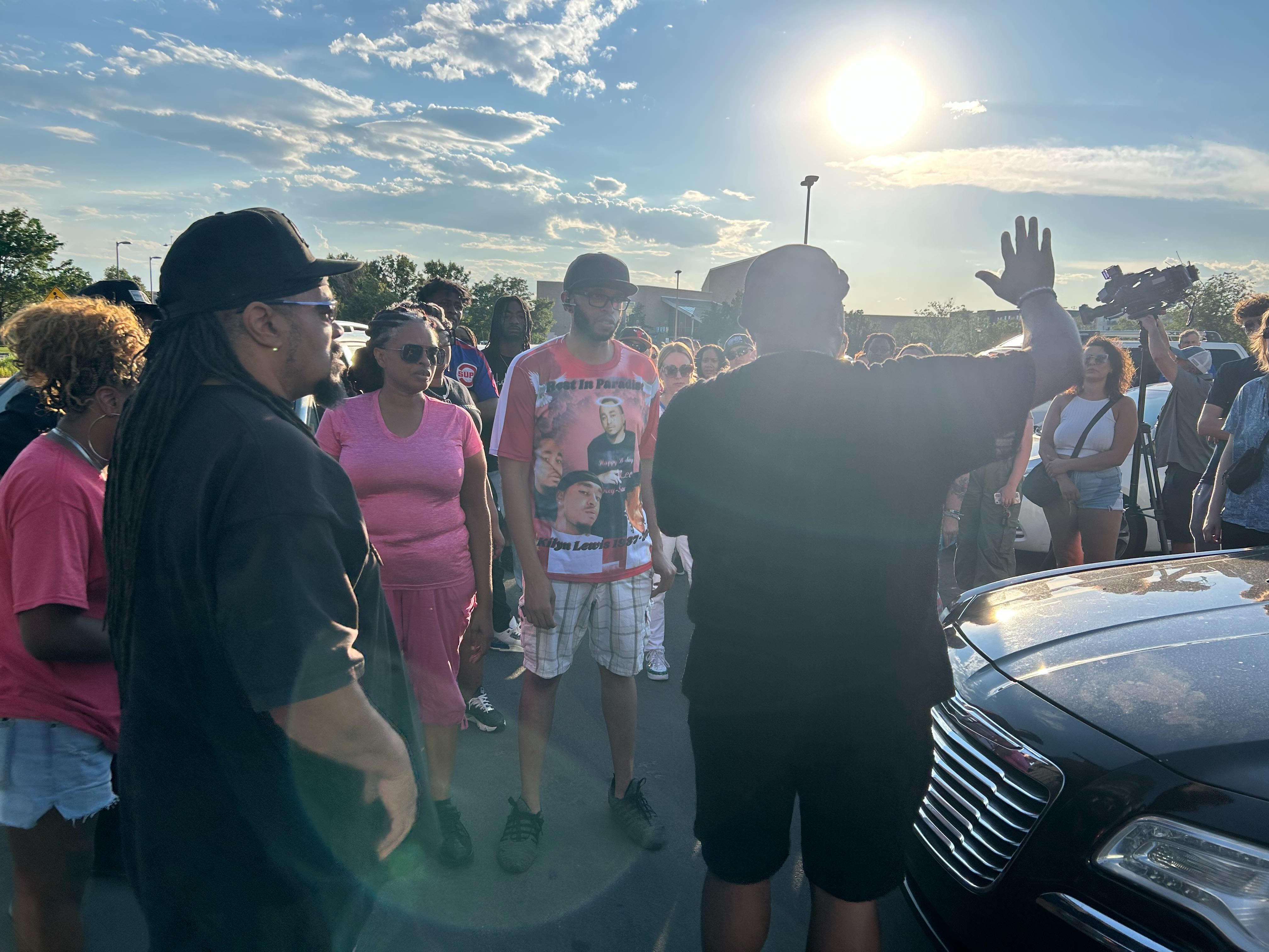 Family of Kilyn Lewis and supporters interrupt Aurora council member's ...