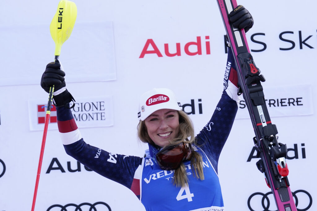 Mikaela Shiffrin heads back to the starting gate for Sunday’s Olympic giant slalom