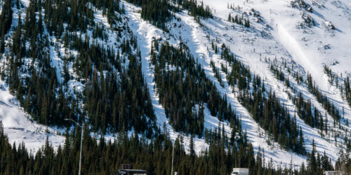 20250407-snowpack-loveland-