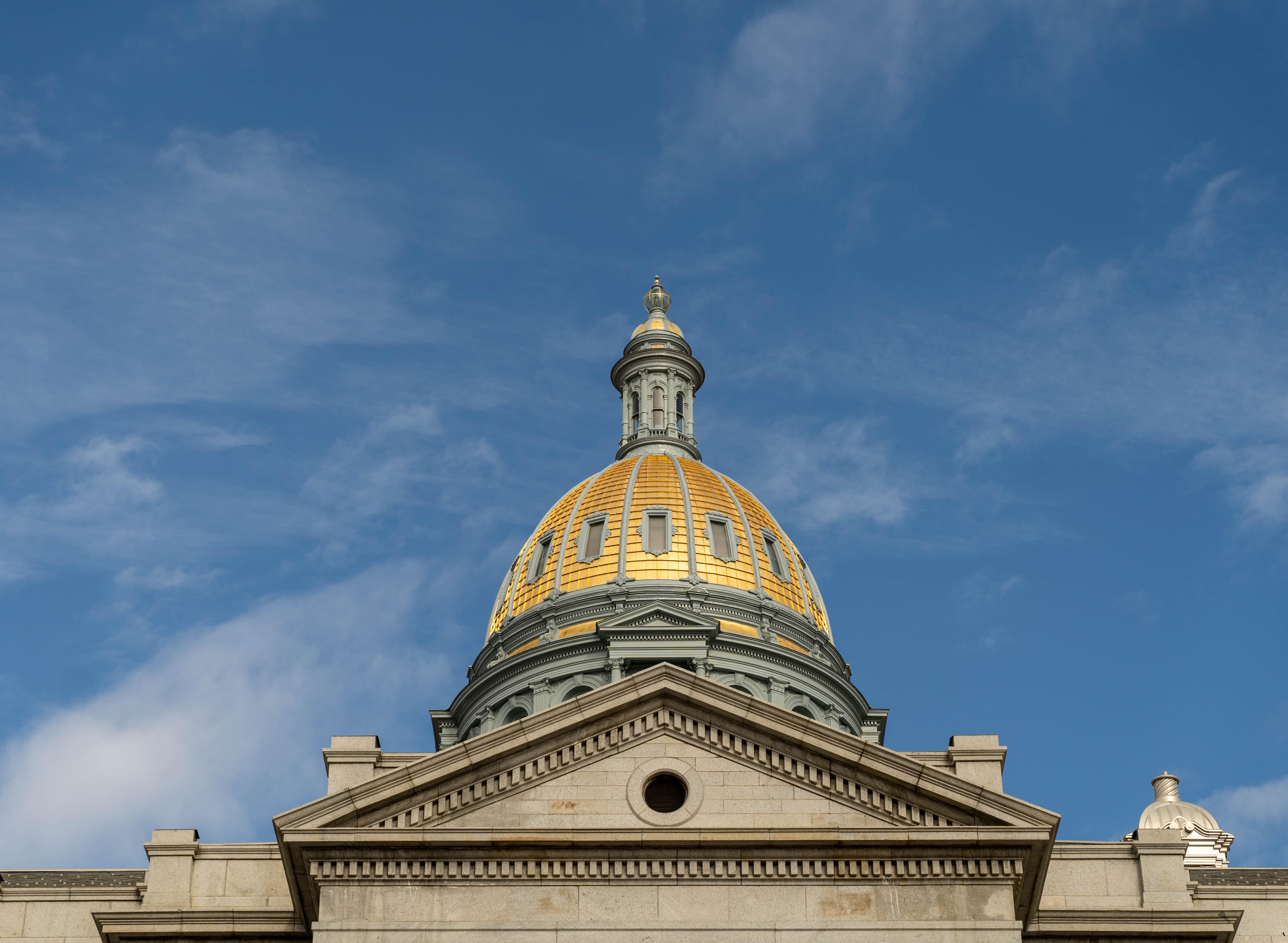 Effort to bridge divide between moderate, liberal Democrats in the ...