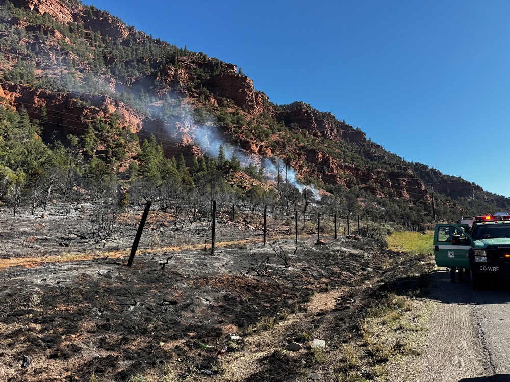 Red Canyon fire: Westbound I-70 briefly closed, pre-evacuations in