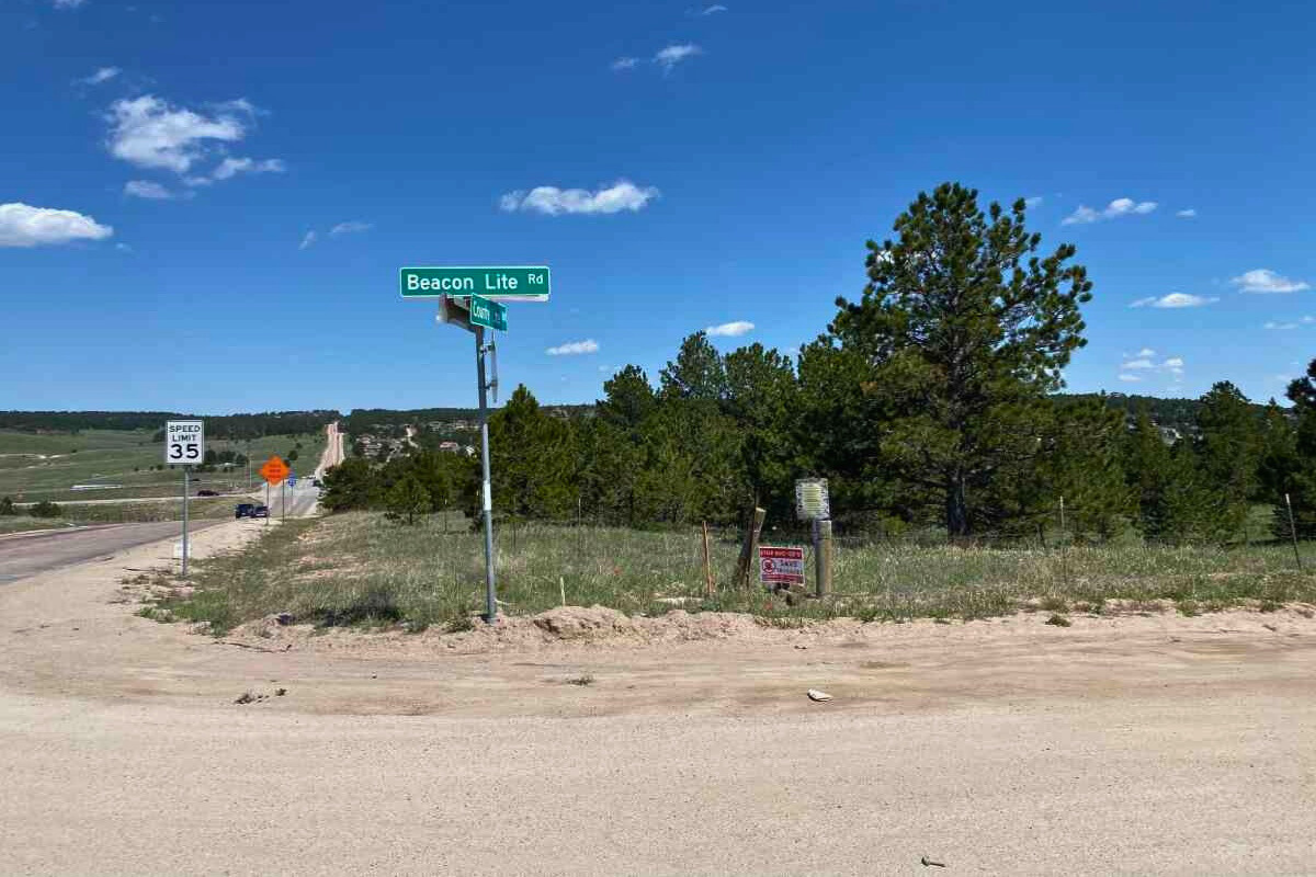 Colorado’s governor and senators sign letter asking Buc-ee’s to reconsider Monument Hill location