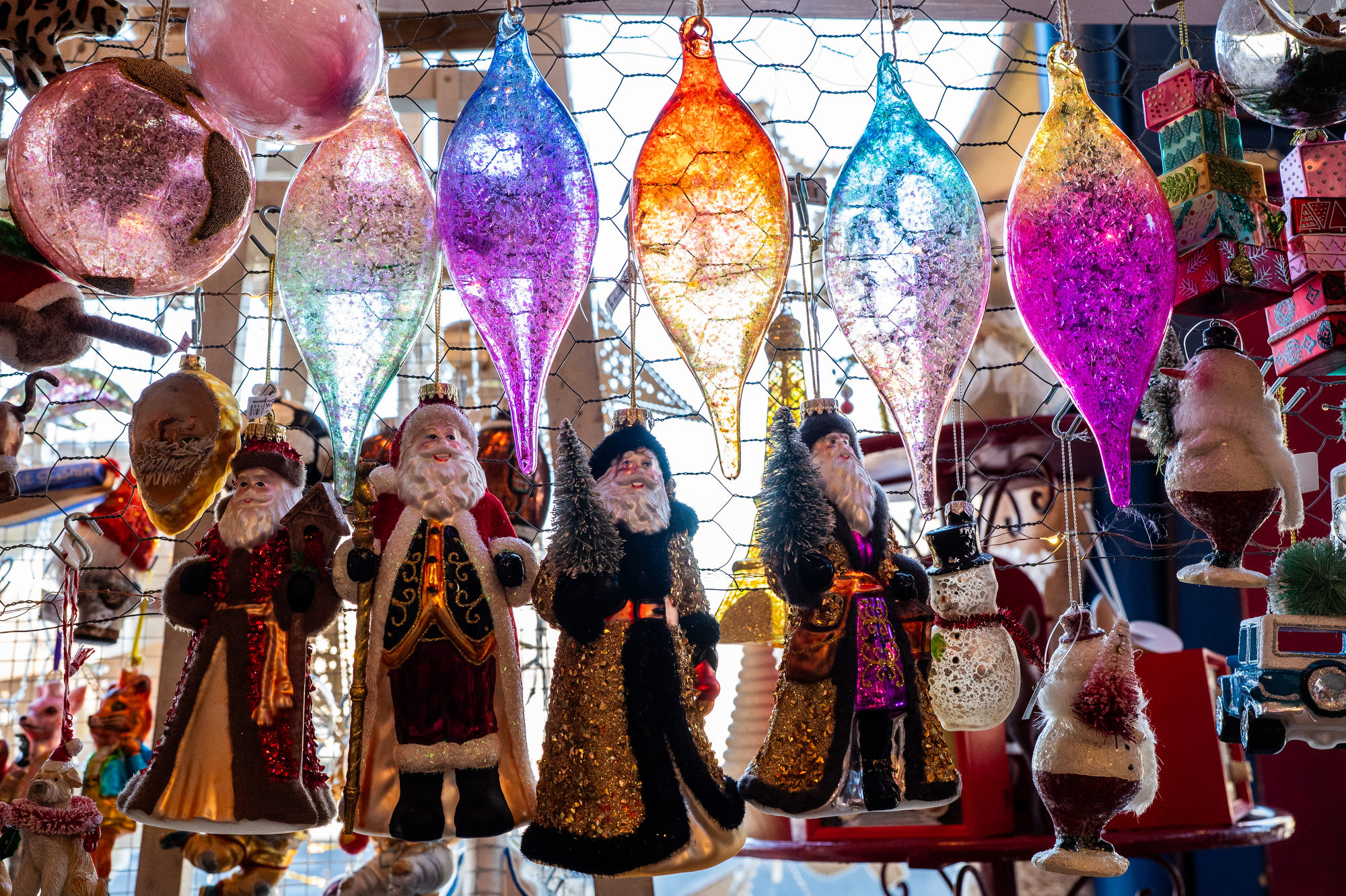 Small business owners ask you to ‘vote with your dollars’ this holiday shopping season