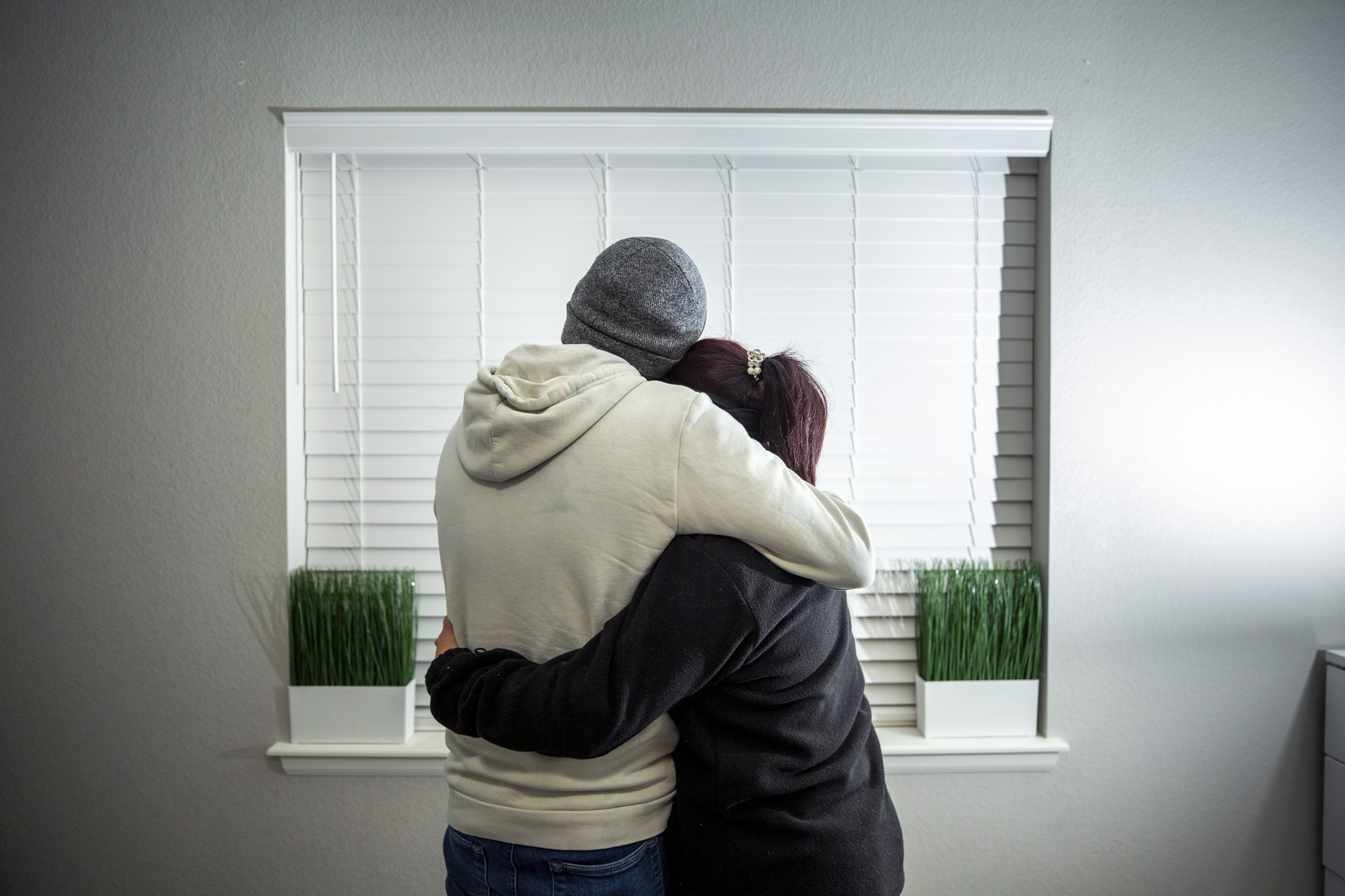 Thousands of Venezuelans in Colorado lose legal status, move into the shadows