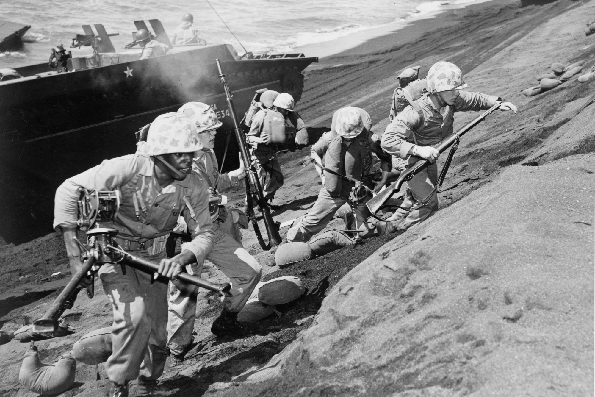 IWO-JIMA-HISTORY