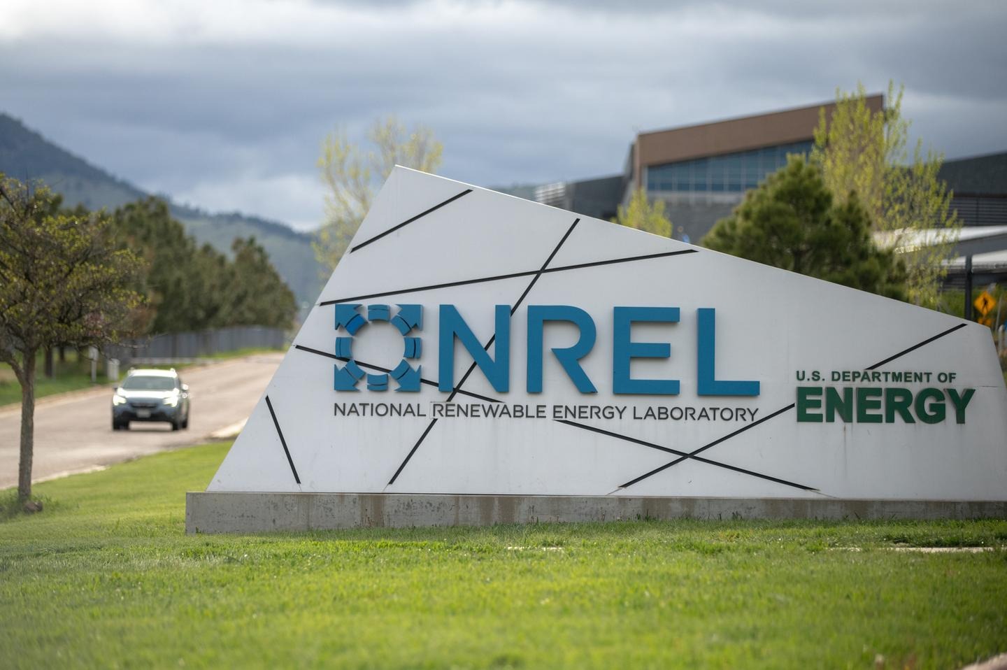Trump administration renames Colorado’s National Renewable Energy Lab: the National Lab of the Rockies