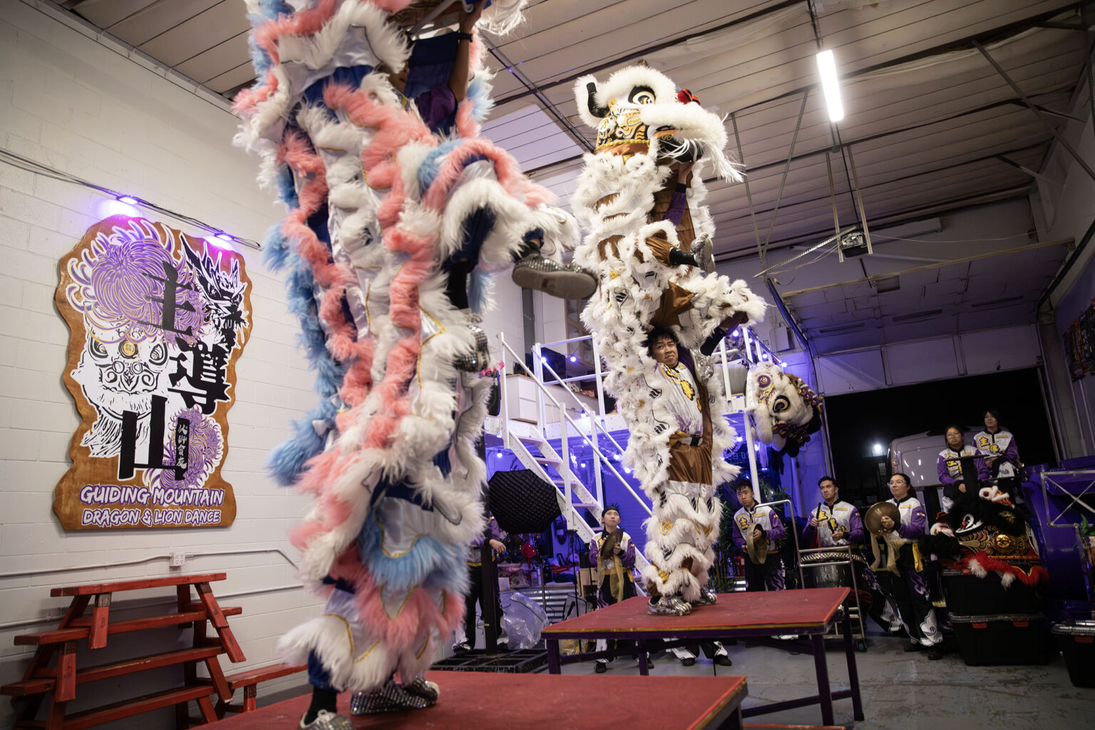 CHINESE-NEW-YEAR-GUIDING-