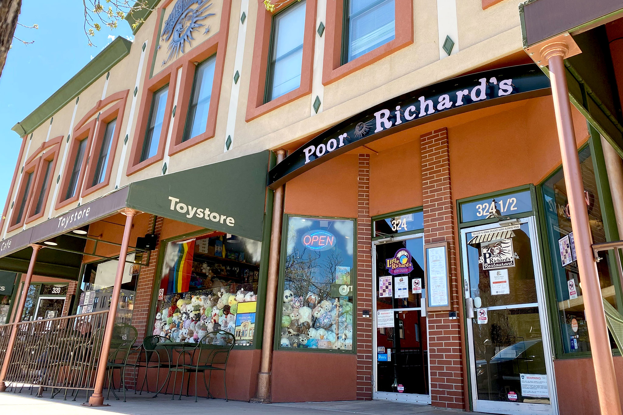 Legacy and future of Poor Richard’s in downtown Colorado Springs in new owners’ hands